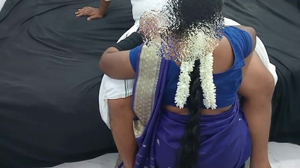 पति के बॉस के पास आने के बाद मेरा पति रात को काम पर जा रहा है, गर्म तमिल साफ़ ऑडियो