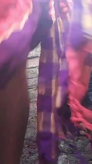 देसी भाभीजी ने बाथरूम में अपनी डेबोरजी को अपनी सेक्सी गांड दी