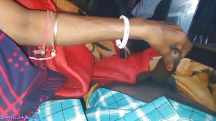 पहली बार लड़के ने अपनी दोस्त को रात में डॉगी पोजीशन में चोदा