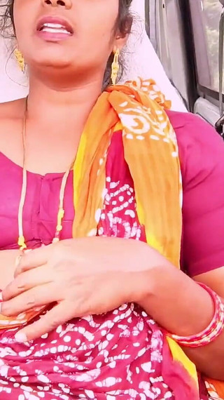 कार सेक्स.देसी सौतेली माँ और सौतेला बेटा चुदाई के लिए लंबी ड्राइव। तेलुगु गंदी बातें.