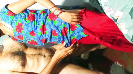 मेरा बॉयफ्रेंड रात में मुझसे मिलने आया और छुपकर नया वीडियो बनाया