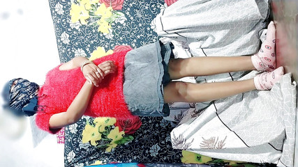 देसी किशोर मिनी स्कर्ट लड़की को सौतेले भाई द्वारा उसकी गांड और बिल्ली में जोर से चोदा जाता है