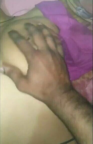 देसी भाभी बड़े स्तन रोमांस