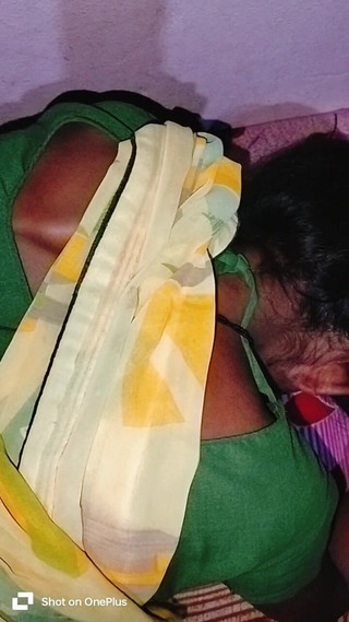 रात में देसी स्टेपाउंटी वायरल एमएमएस