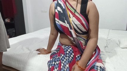 हॉट वाइफ सालू की दिन में चुदाई