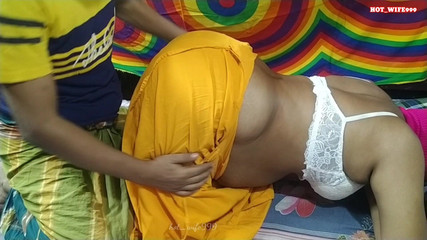 हॉट पत्नी और पति देसी गांव युगल रोमांस