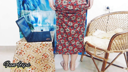 मेरी नीली पैंटी उतारना