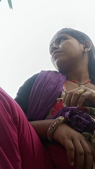 इंडियन भाभी फिंगर पानी