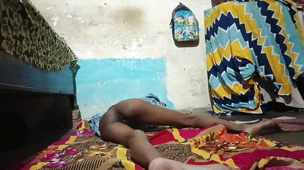 देसी लड़के के साथ मेरा पहला सेक्स