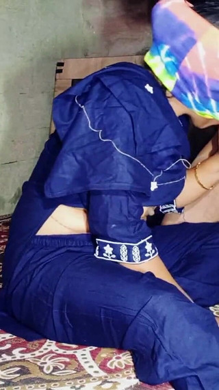 भारतीय भाभी की घर में फ़ास्ट टाइम चुदाई हिंदी ऑडियो।