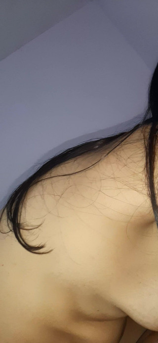 वैनेसिन्हा ने काम पर प्रमोशन का जश्न मनाया और मेरे लंड पर बहुत शरारती और बोल्ड हो गई