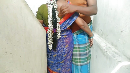 नौकर लड़के के साथ देसी स्टेपाउंटी लंबे बालों वाला सेक्स