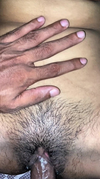 घर पर वास्तविक एशियाई देसी युगल मिशनरी नया सेक्स वीडियो