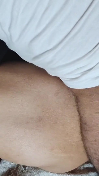 मैं अपनी प्यारी गर्लफ्रेंड से प्यार करता हूँ