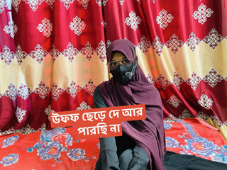 मैंने अपनी हॉट सेक्सी कॉलेज बेस्टी को घर में बड़े लंड से चोदा