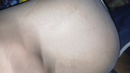 रात में कमरे में सौतेली माँ को साझा करना और मुँह में वीर्य निकालना