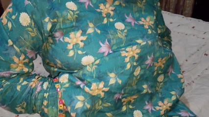 देसी भारतीय भाभी के साथ पहली बार गुदा मैथुन