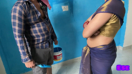 पेंटर का कमाल - दीवार पर पेंटिंग करने के बहाने उसने सौतेली बहन की चूत को अपने लिंग से रंग दिया