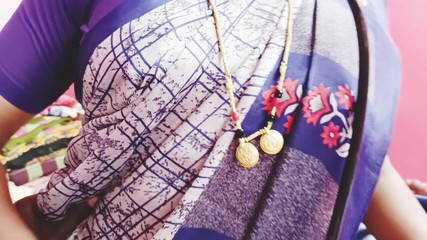 भारतीय सेक्स डॉक्टर, तेलुगु सेक्सी साड़ी डॉक्टर मरीज़ को चोद रहा है, तेलुगु गंदी बातें