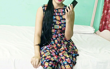 मम्मी बुला रही है, जो भी करना है जल्दी करो। कॉलेज की बहनें अपने बॉयफ्रेंड से छुटकारा पाने आई हैं