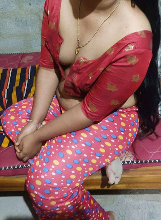 नौकर ने घर की मालकिन के साथ सेक्स किया