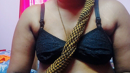 देसी गांव की भाभी का हॉट सेक्स वीडियो