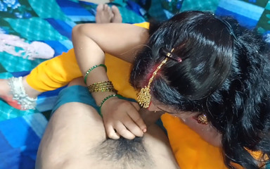 भारतीय नवविवाहित 21 वर्षीय महिला की बेडरूम में तंग योनि