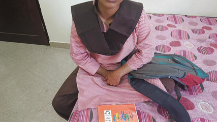 हॉट इंडियन देसी स्टूडेंट कोचिंग रूम में टीचर के साथ डॉगी स्टाइल और क्लियर लाउड स्पीक टॉक पर चुदाई कर रही थी