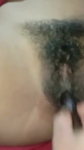 पहले उसे बैंगन से चोदा