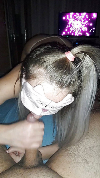 भारतीय भाभी ने डेवर के लंड के साथ बहुत ही हॉट तरीके से चुदाई की और देसी भाभी के साथ कूटर की जोरदार चुदाई की