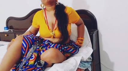 कामुक देवर ने खूबसूरत नवविवाहित भारतीय भाभी को चोदा