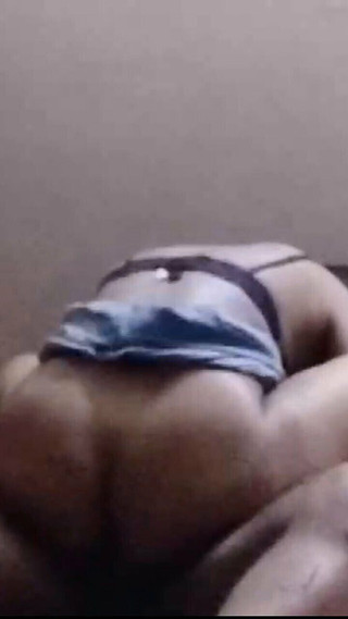 टीचर के साथ भारतीय कॉलेज किशोर की कक्षा में चुदाई