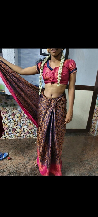 नई शादीशुदा भारतीय लड़की का होटल के कमरे में बॉय फ्रेंड के साथ सेक्स