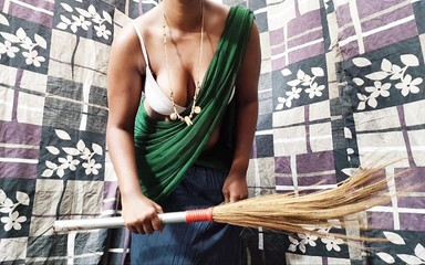 हॉट इंडियन स्टेपाउंटी ब्रूम सेक्स