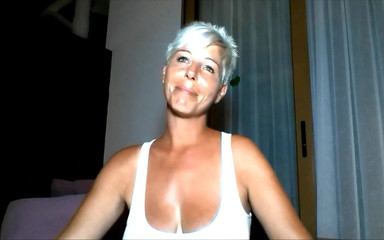 मैं हिंद महासागर में पेशाब करता हूं