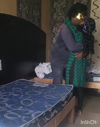 छात्र अपने बॉय फ्रेंड के साथ 1