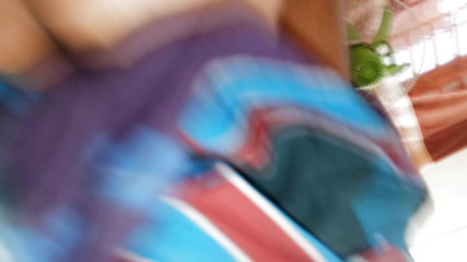 प्यार का जश्न: कैसे सौतेली माँ नादिया अपने सौतेले बेटे की कामुकता को अपनाती है