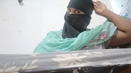 देसी गर्ल की आवाज