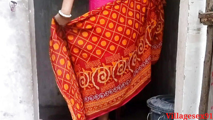 पत्नी के साथ बाथरूम में सेक्स