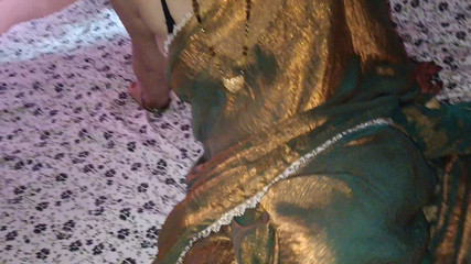 हिंदी ऑडियो के साथ भारतीय भाभी हार्डकोर डॉगीस्टाइल सेक्स