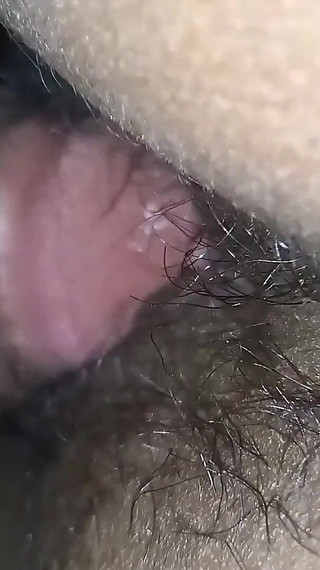 आज मैंने अपनी पत्नी को रात भर छोड़ दिया और उसे जोरदार झटका दिया।