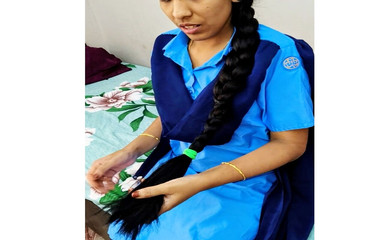 भारतीय कॉलेज गर्ल की वर्दी में कमशॉट के साथ चुदाई