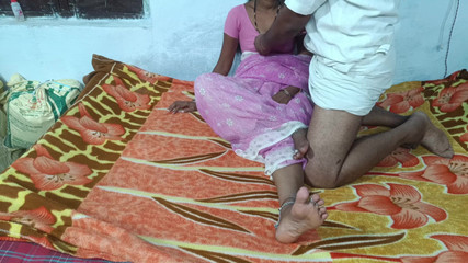 इंडियन हॉट वाइफ डॉगी स्टाइल फुकिंग