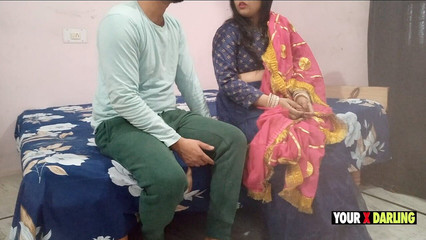 विशेष दिन 01 - सौतेले बेटे ने एक दोस्त के रूप में अपनी सौतेली माँ को चोदा