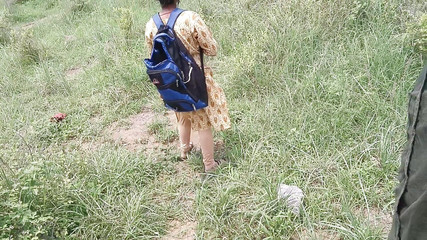 देसी स्टूडेंट गर्ल आउटडोर हिंदी सेक्स - वायरल एमएमएस