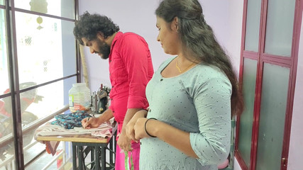 केरल मलयाली लड़की का दर्जी के साथ सेक्स