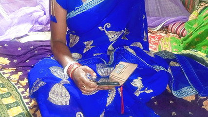 हिंदी हॉट वीडियो चुदाई देसी भारतीय लड़कियाँ गाँव की देसी भारतीय सैक्स वीडियो