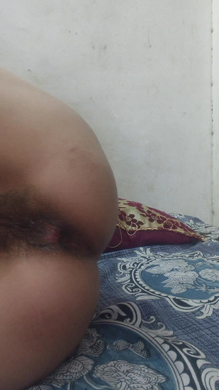 गर्लफ्रेंड की मस्त गांड पहली बार उसके घर पर कोई नहीं था