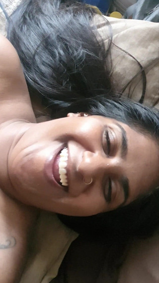 पोर्नस्टार स्कारलेट अपने सबसे बड़े प्रशंसक से मिलीं