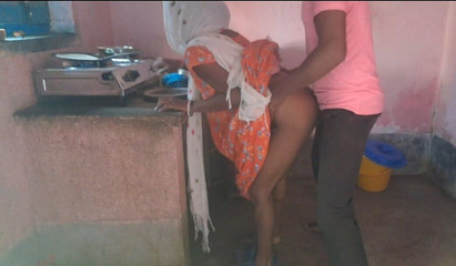 किचन मी प्लेइंग विद फन वर्ल्ड कप